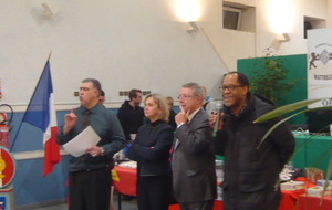 De gauche à droite Gilbert Charles, la députée Catherine Osson, le maire de Wattrelos Dominique Baert et le Président de la FFJD Jean D'almeida.